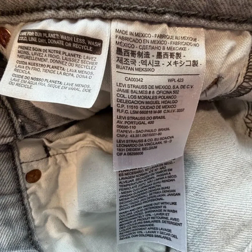 Levi's 501 Original Fit Jeans in "Silver Rigid" (Grey), 32x34 (measures 29x30) - Picture 7 of 13